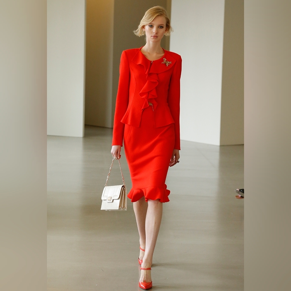 □$4,000 OSCAR DE LA RENTA BEAUTIFUL RUFFLE ROSE RED WOOL SKIRT SUIT US 6 - Picture 13 of 13